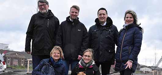 Wolfgang Roth, Margareta Feistner (Förderv.), Andreas Iland (LaGa), Carola Dobersalske, Reiner und Stephanie Winkendick 
